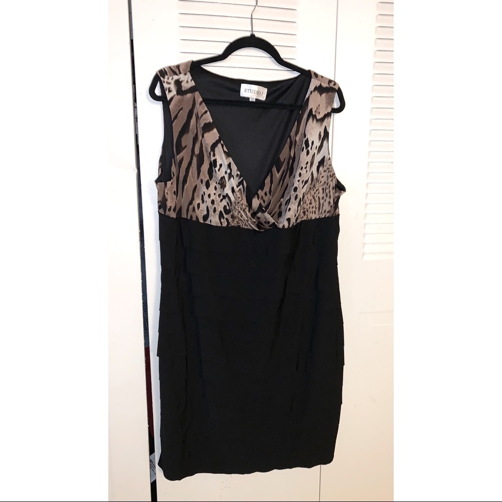 Chic Body Con Midi Dress Animal Print